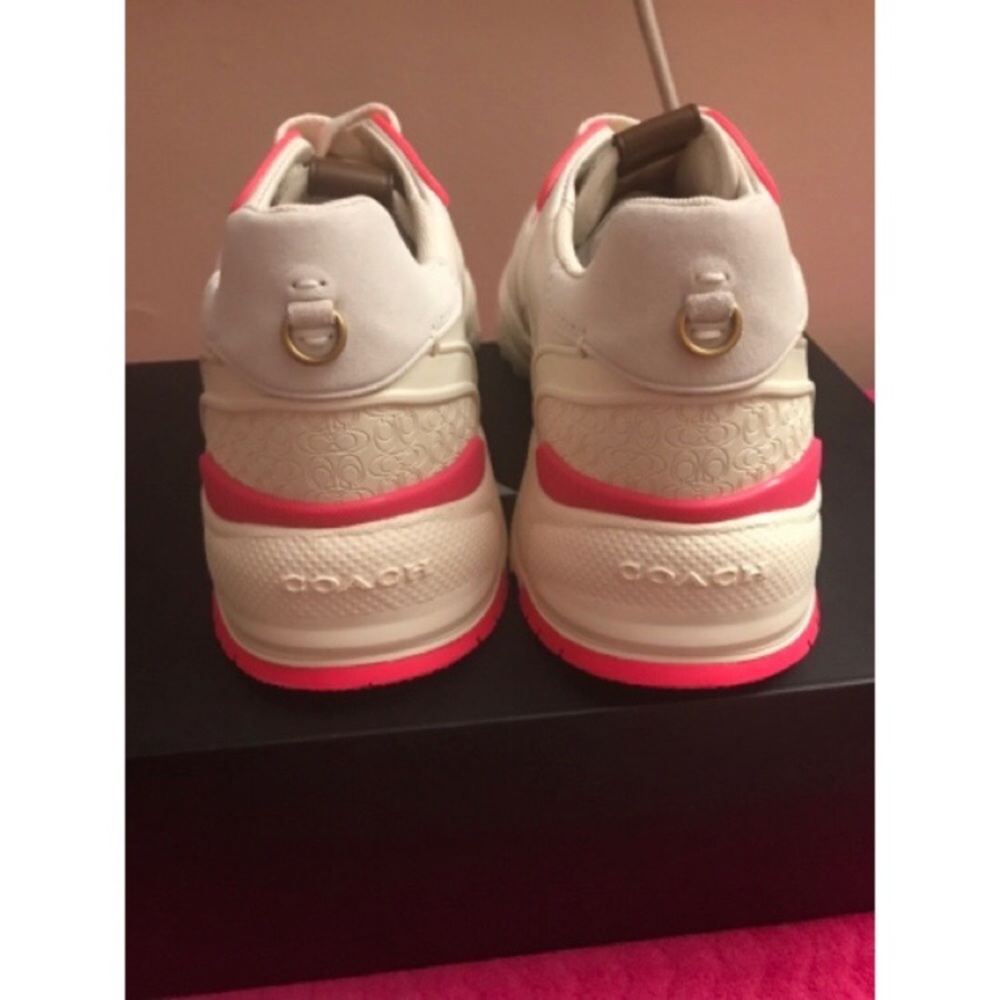 🦋HP🦋 Coach C143 Runner Shoes - Picture 7 of 16